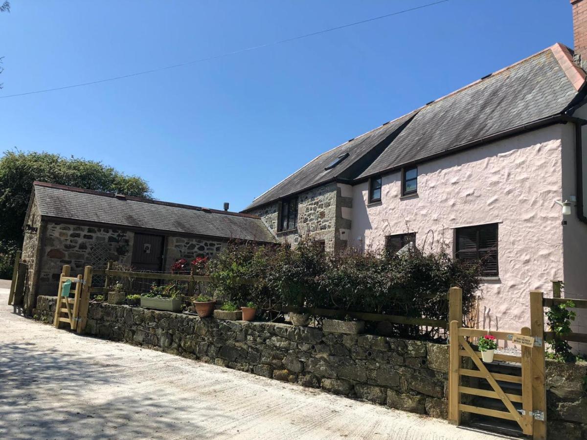 Farm Accommodation - The Lizard Peninsula, Cornwall Гелстон Екстер'єр фото